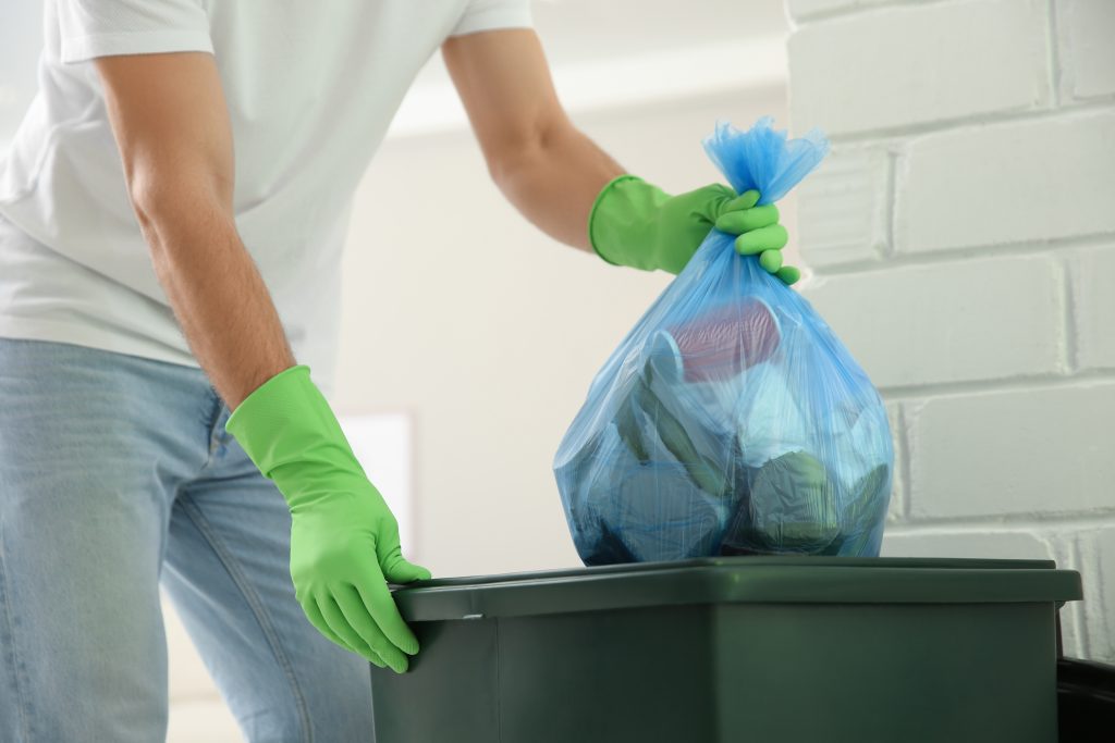 comment nettoyer et désinfecter ses poubelles ?